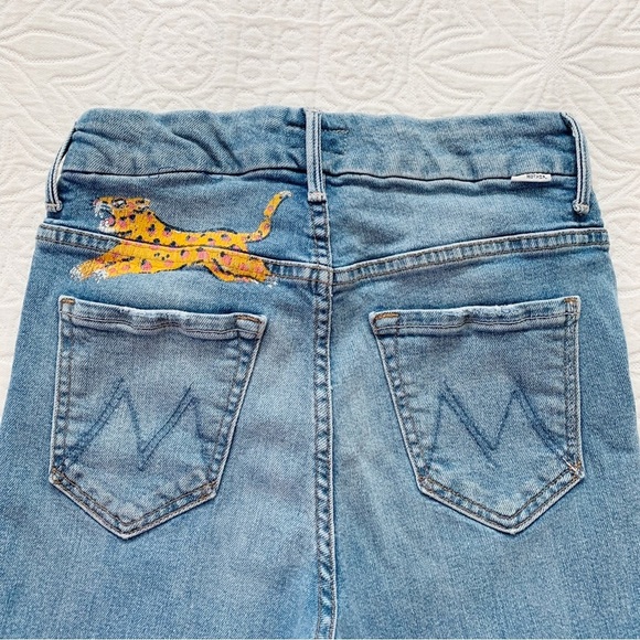MOTHER High Waisted Looker Ankle Fray Jeans, Shoot to Thrill Wash w/ Leopard - Picture 5 of 10